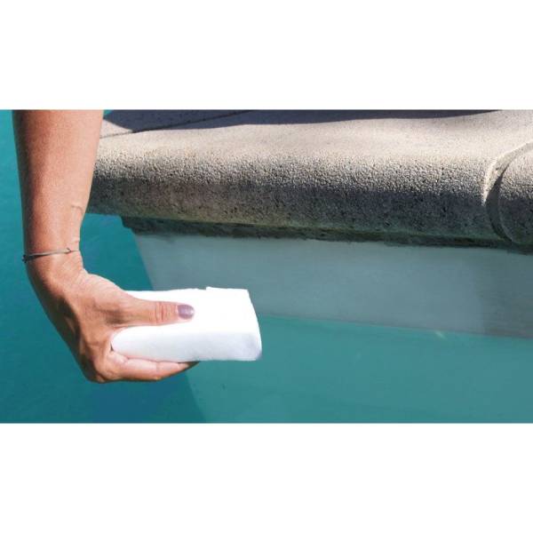 POOL'GOM, nettoyant pour piscine traditionnelle ou coque en polyester